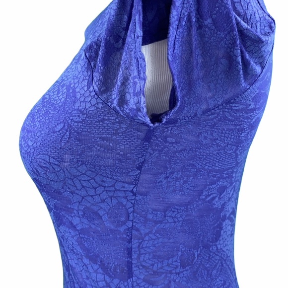 BKE Snake Skin Print Short Sleeve Burnout Tee - Picture 7 of 12